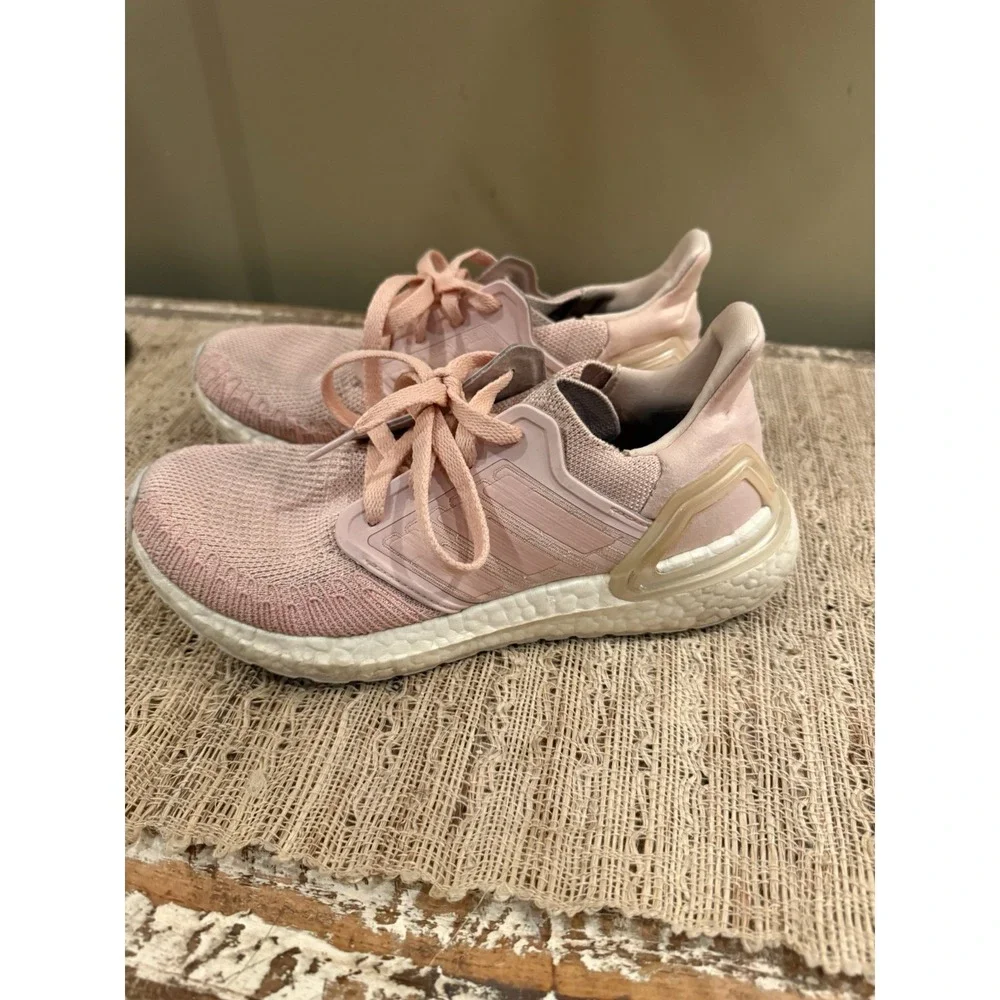 Adidas Womens UltraBoost 20 Vapour Pink Running Athletic Shoes 7.5 FV8358